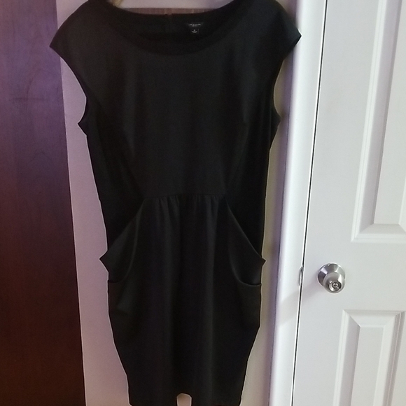 Ann Taylor Mixed Media Little Black Dress Size 8 - Picture 3 of 9